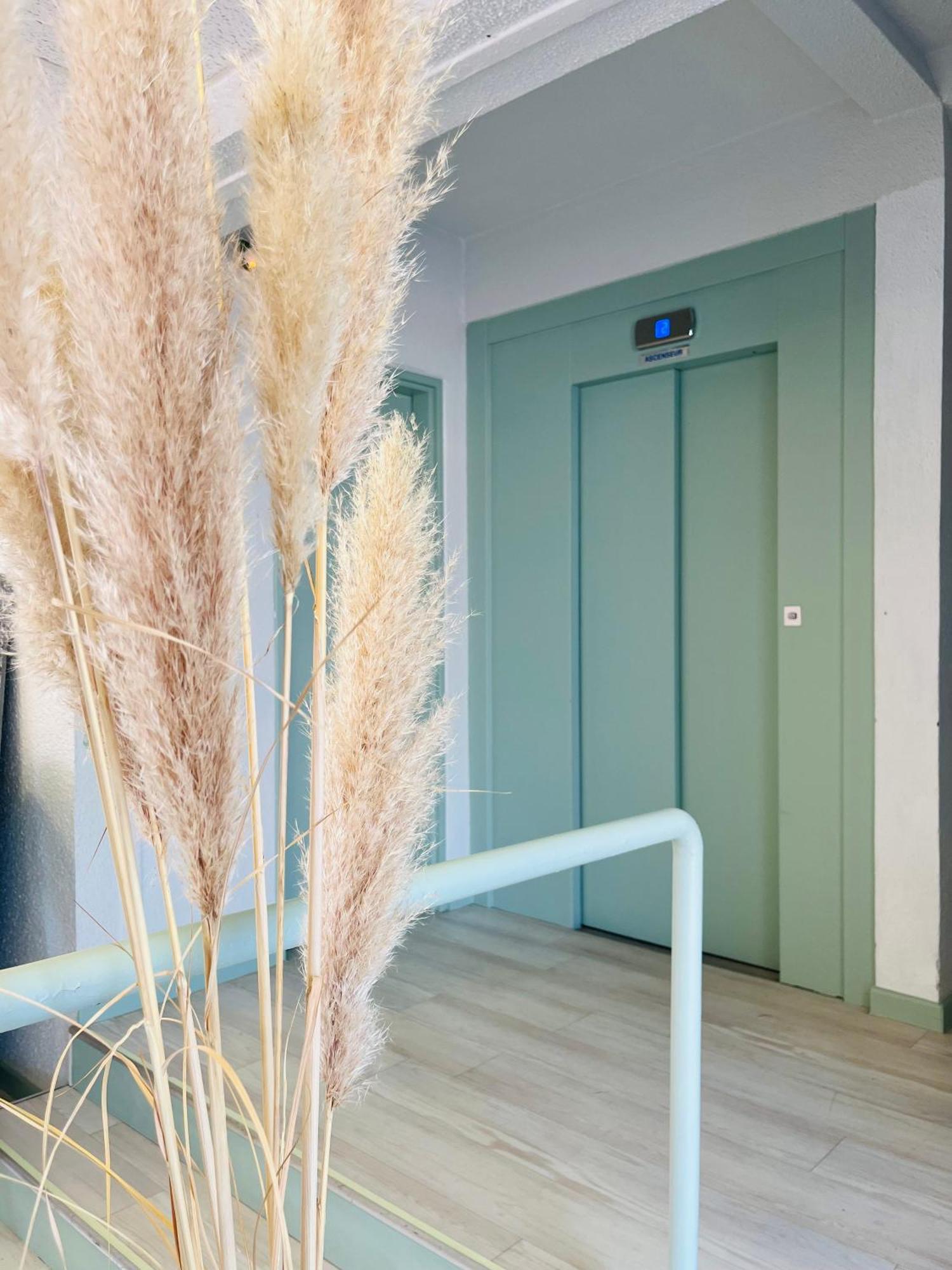 Cit'Hotel Des 2 Golfs Leucate Eksteriør bilde