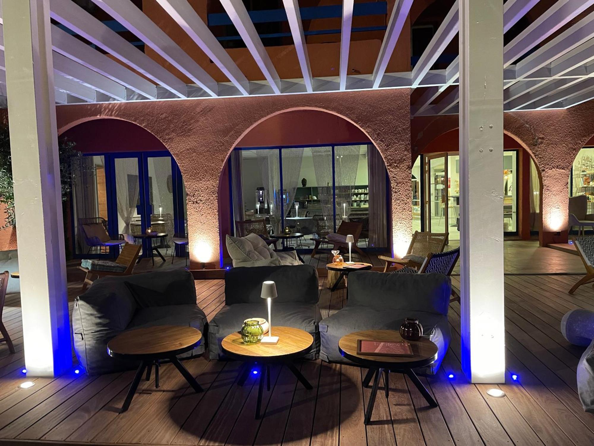 Cit'Hotel Des 2 Golfs Leucate Eksteriør bilde